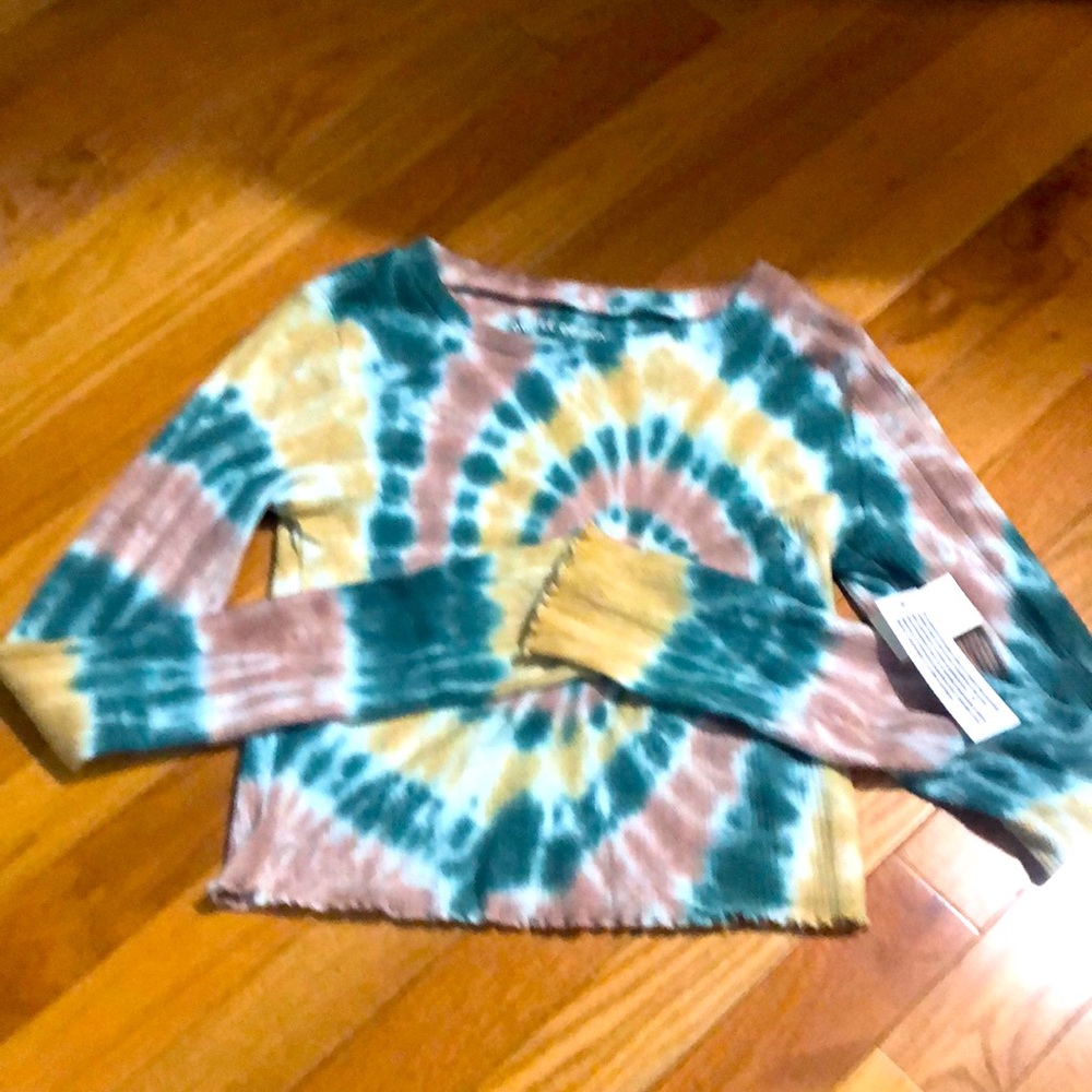 Aeropostale long sleeve tee